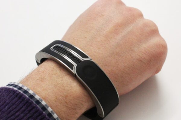 RFID bracelet to open doors with style